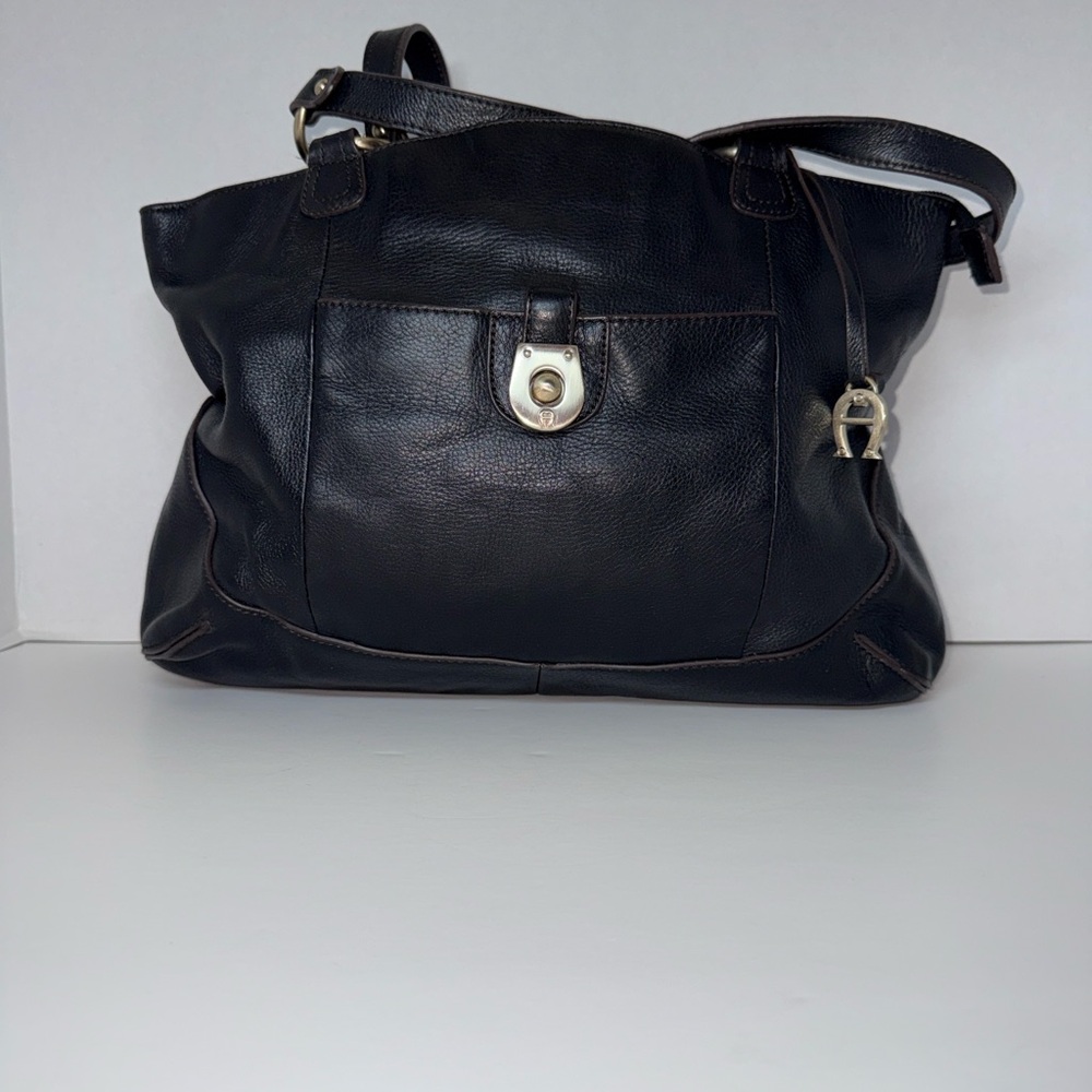 Etienne Aigner Black Leather Shoulder Bag